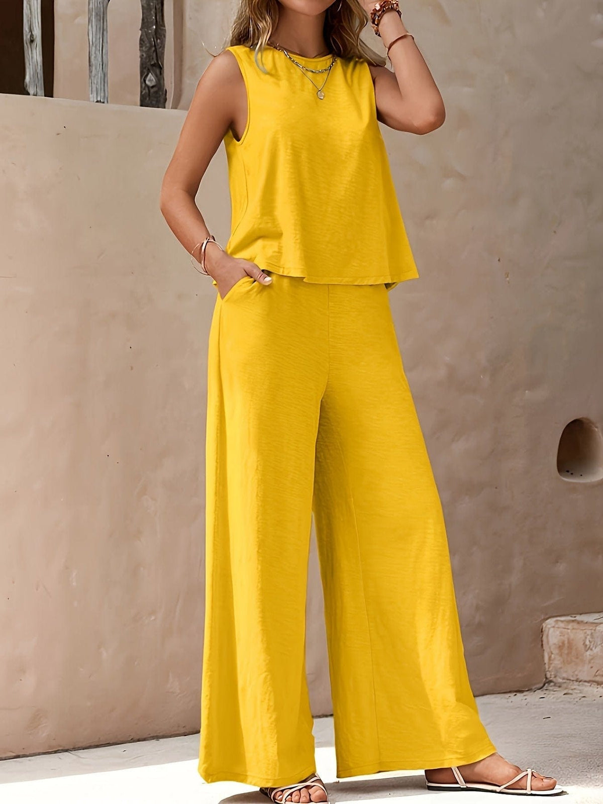 Sleeveless Crew Neck Tank Top & Wide Leg Pants, Women's Two-Piece Elegant Set Perfect for Spring & Summer